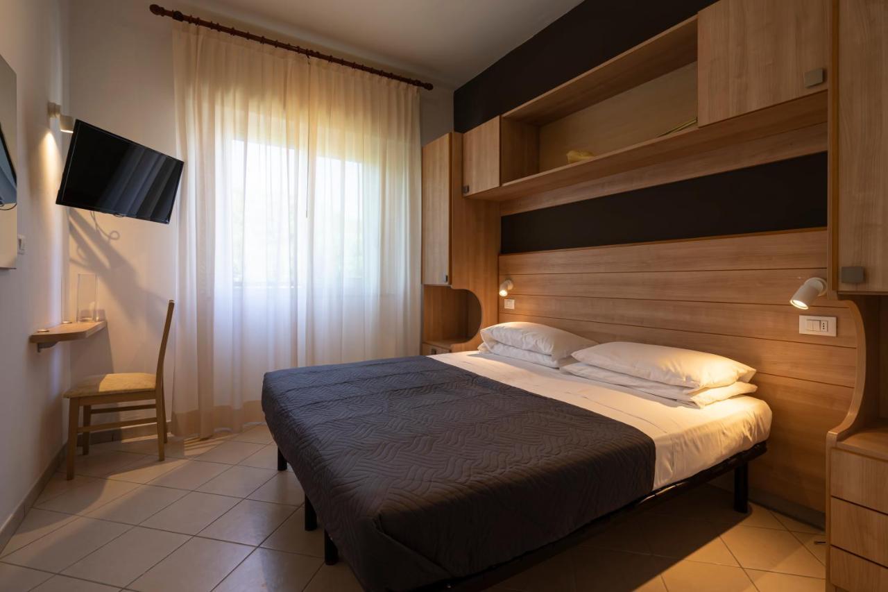Hotel Mocambo Riccione Exterior photo